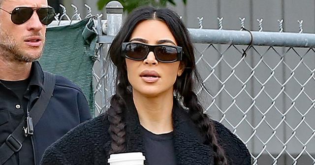 Kim Kardashian Accused Of Erasing Belly Button In New Photoshop Scandal