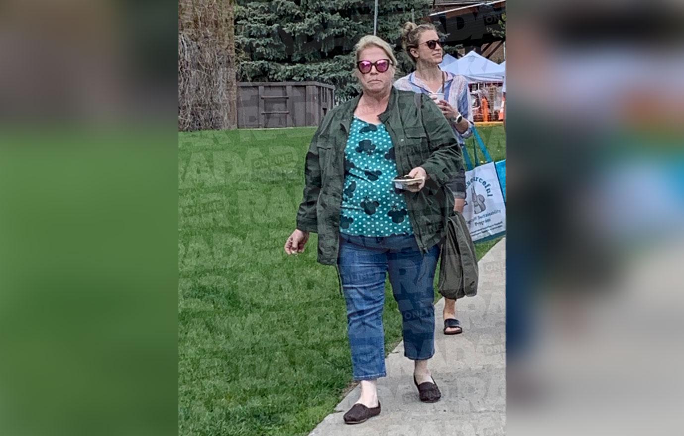 Janelle Brown Strolls Through A Flagstaff Farmer’s Market By Herself On Mother’s Day