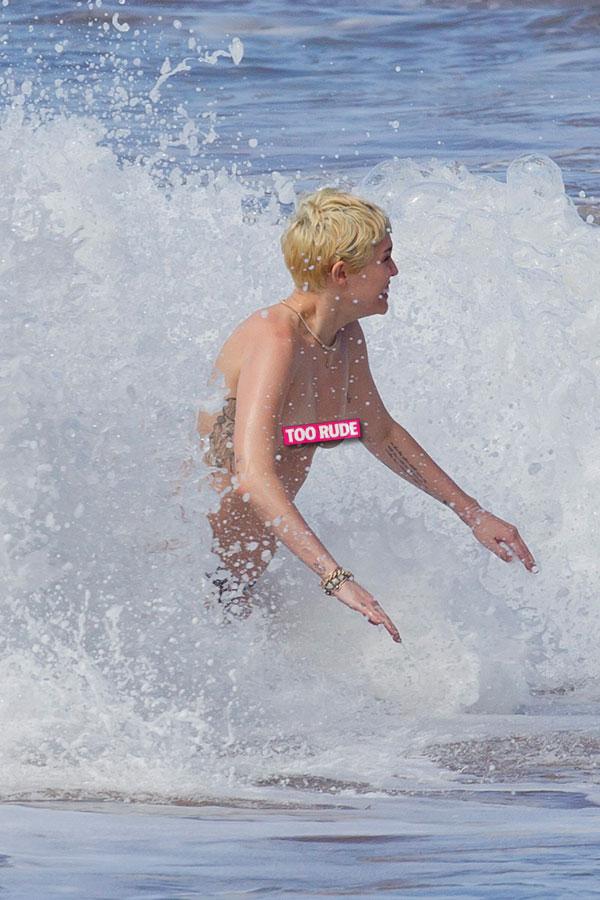 Miley Cyrus Nude Topless Bikini​