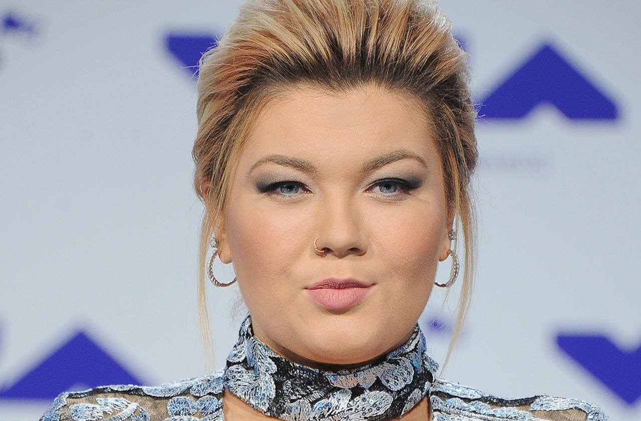 //amber portwood shows off baby james pp