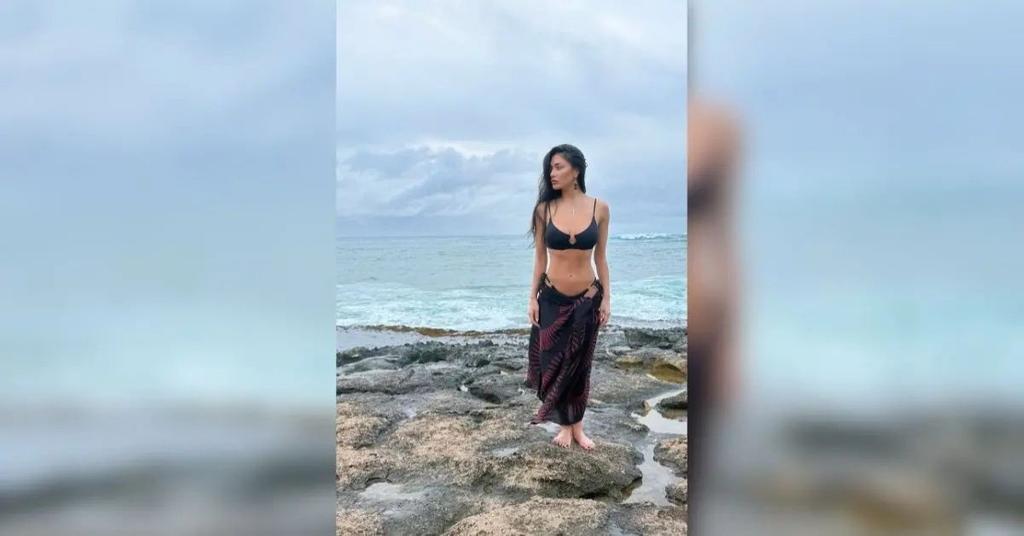 Nicole Scherzinger Flaunts Her Hottest Bikini Photos