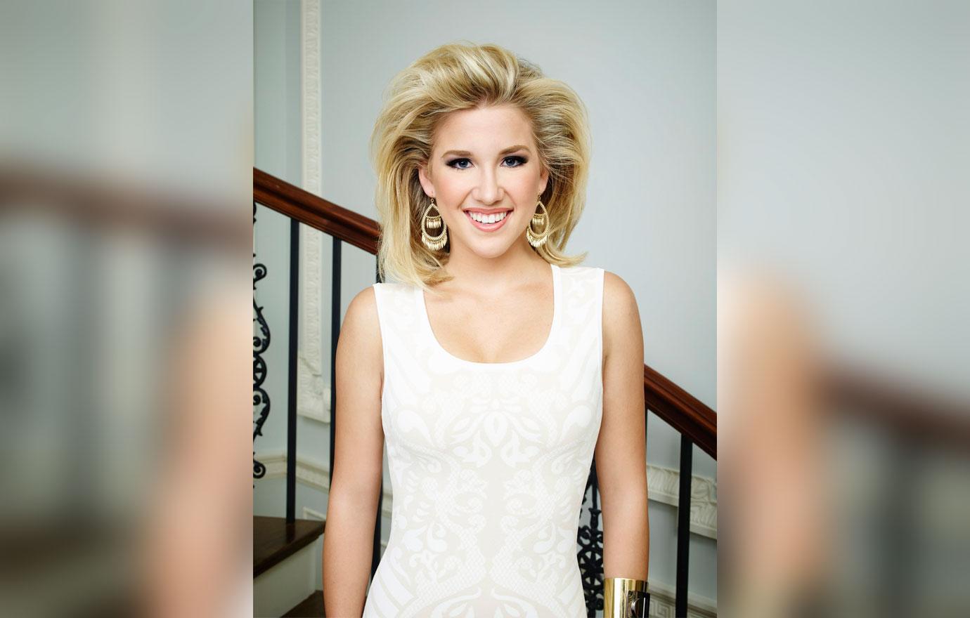 Todd Chrisley Teen Daughter Savannahs Plastic Surgery Exposed By Top Docs
