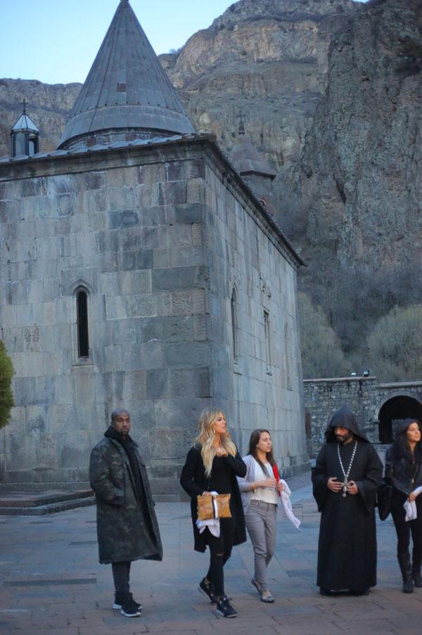 //kim khloe kardashian kanye north west armenia monastery sightseeing