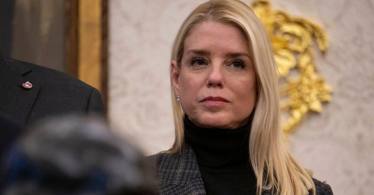 Photo of Pam Bondi