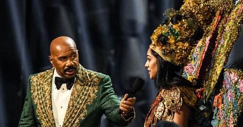 Steve Harvey and Miss Malaysia Shweta Sekhon at the Miss Universe Competion 2019