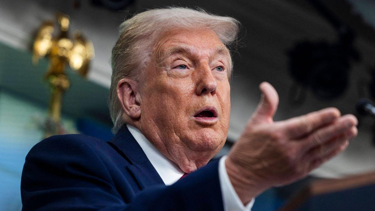 donald trump jeffrey epstein document dump absolves him