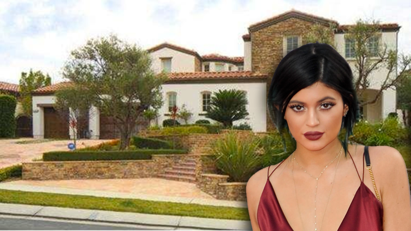 //kylie jenner new home