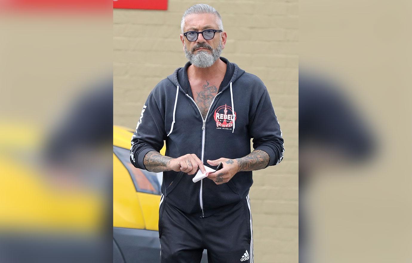 Larry Caputo Looks Worse For Wear After Divorce From 'Long Island Medium' Finalized