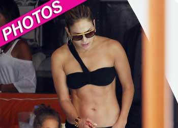 //pp_jenniferlopez_blackbikini