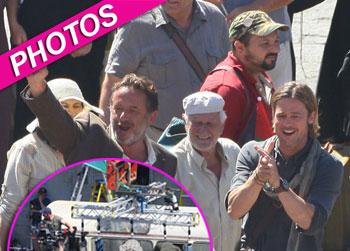 //bradpitt_ _splashnews