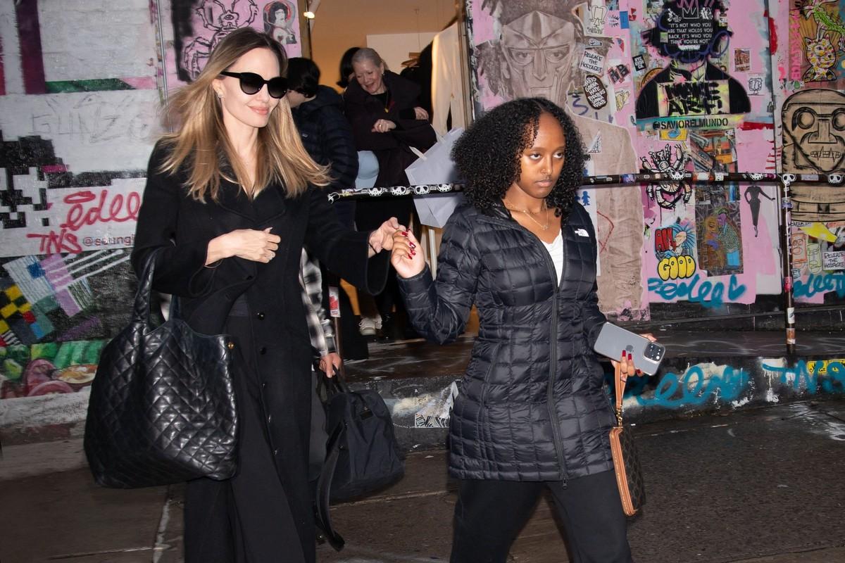 Zahara Marley Jolie was introduced without 'Pitt' at her Spelman College graduation ceremony, attended by Angelina.