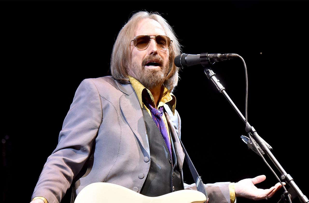 //tom petty dead heart attack taken off life support pp