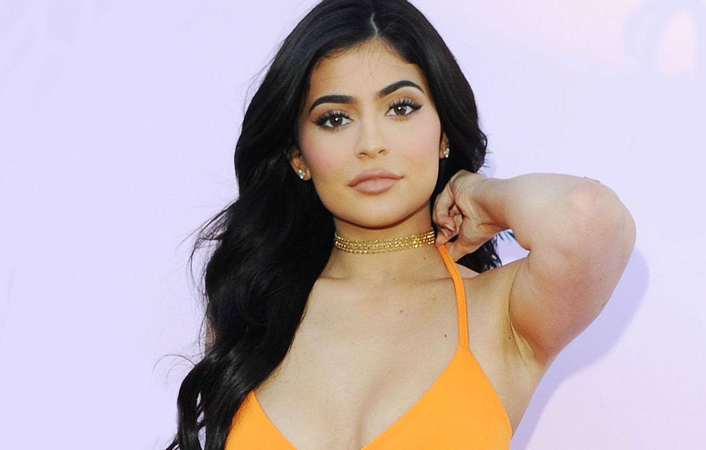 Kylie Jenner Shares Nude Photos Of Herself