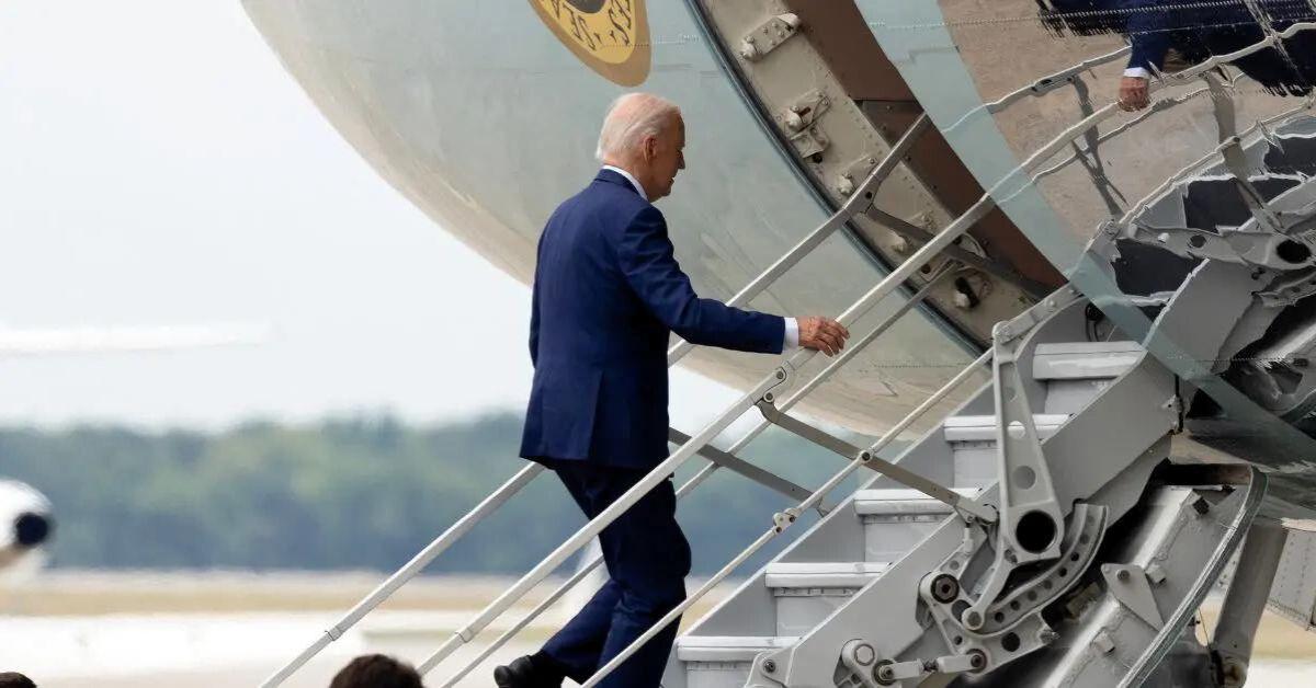 ‘Deathly’ Ill President, Stumbling Flight Attendants and Tray Tables Shaking Aboard Air Force One: Inside the ‘Mad’ Mercy Dash to Get Joe Biden to Covid Isolation