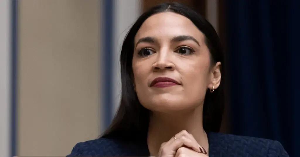 watch aoc go off protestors movie theater nyc israel genocide