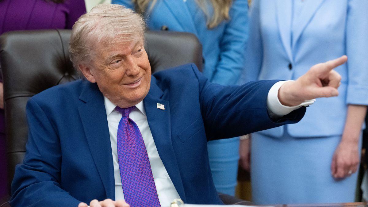 Trump claimed Democrats with TDS 'can't even see straight.'
