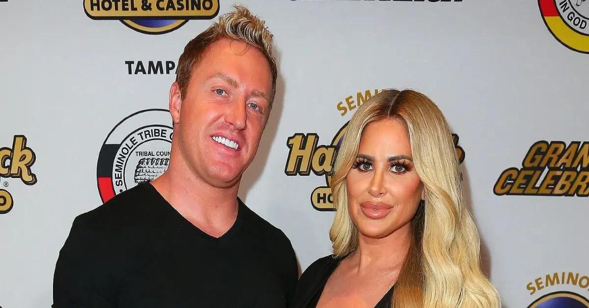 kim zolciak call cops kroy biermann accused violate court order phone