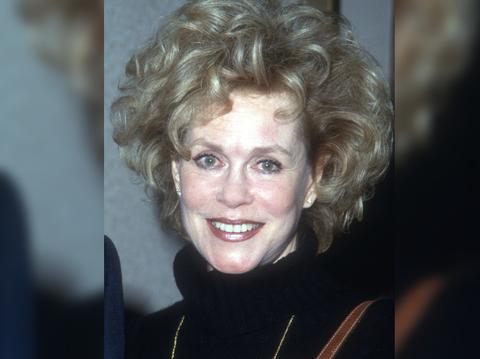 elizabeth montgomery gallery pic