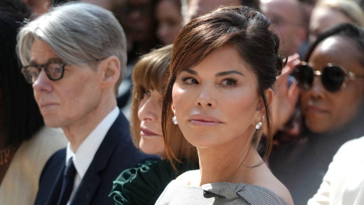 Lauren Sánchez's face appeared extra taut and more elongated to some critics on social media.