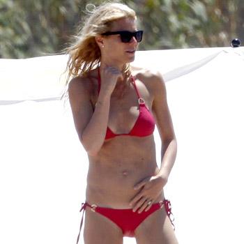 //gwyneth paltrow skinny bikini fameflynet