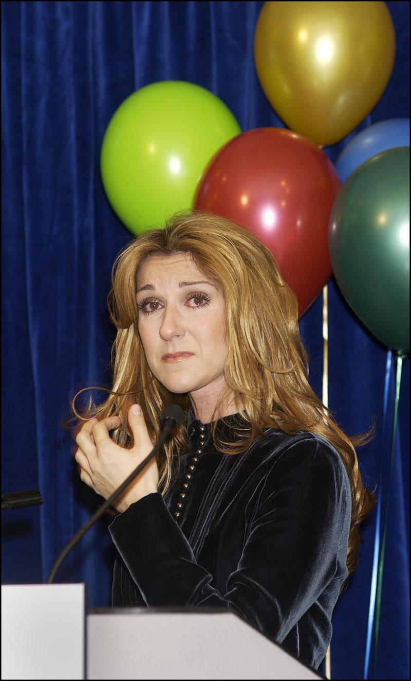 Celine Dion Nearing Emotional Breakdown After Family Tragedies Sources Claim