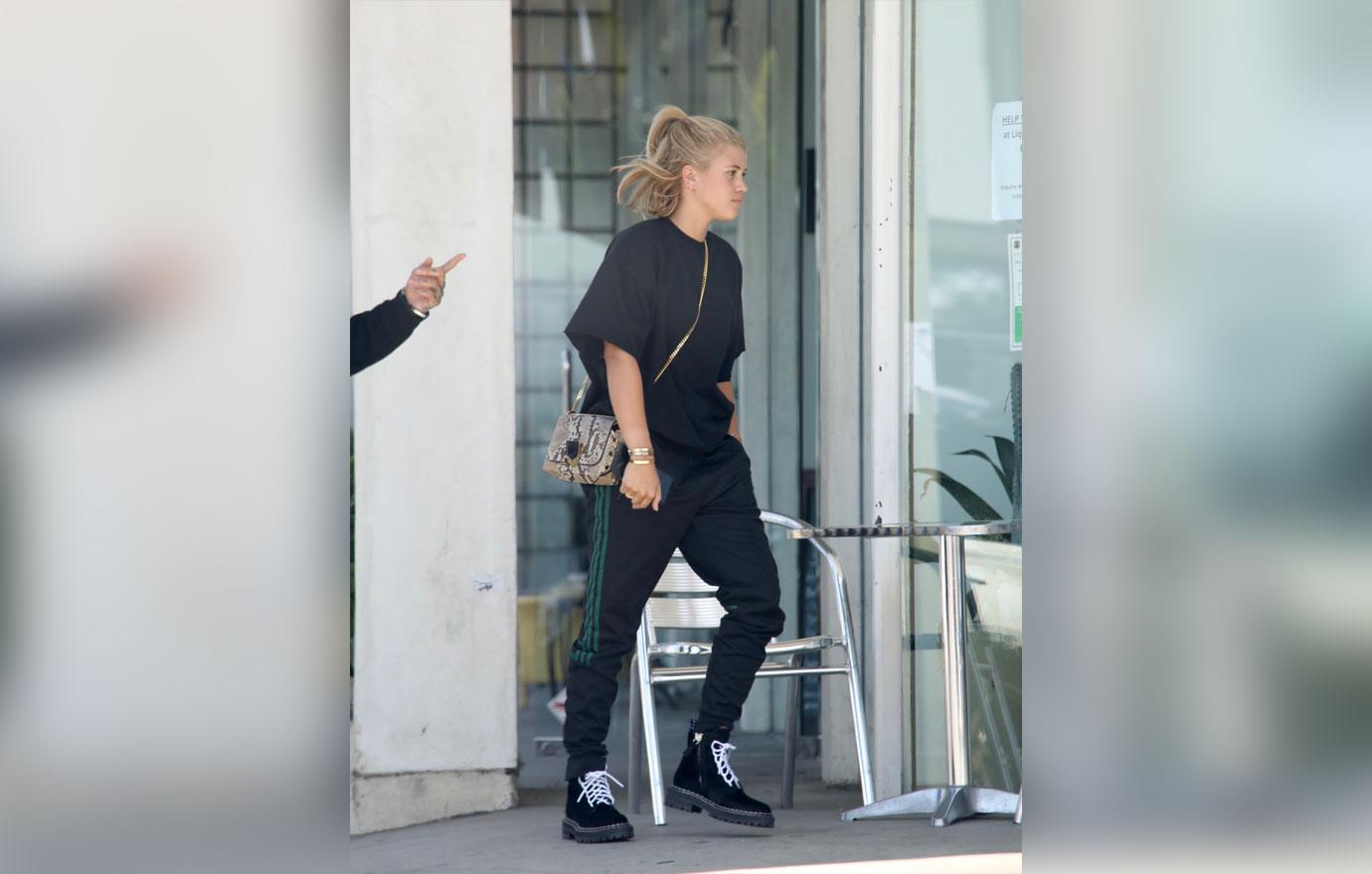 //Sofia Richie date Younes Bendjima Kourtney Kardashian