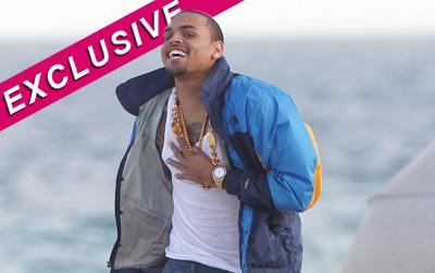 //chris brown phonetheft ff post