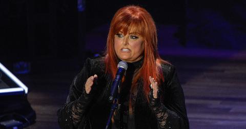 wynonna judd acm honors performance contesting naomi will death