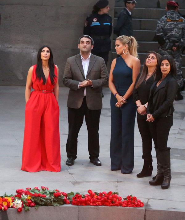 //Kim Kardashian Armenian Genocide Memorial