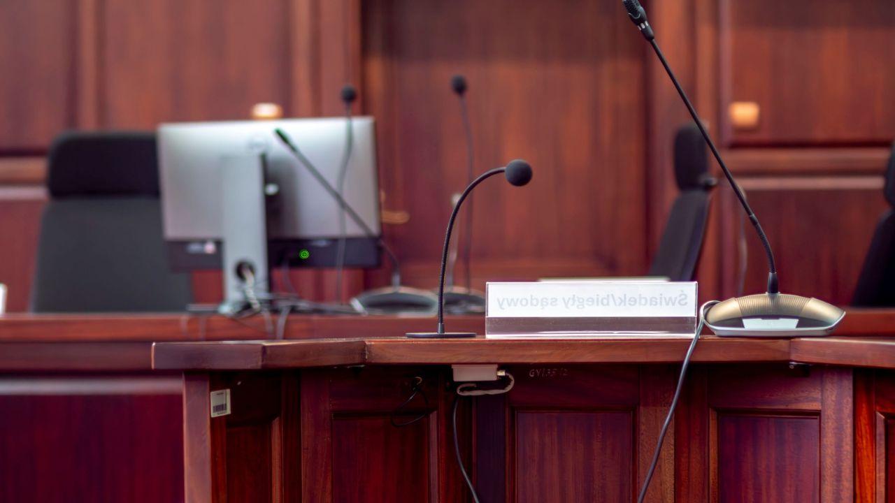 Photo of a witness stand