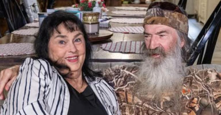 Late Duck Dynasty Patriarch Phil Robertson's Shocking Secrets Revealed