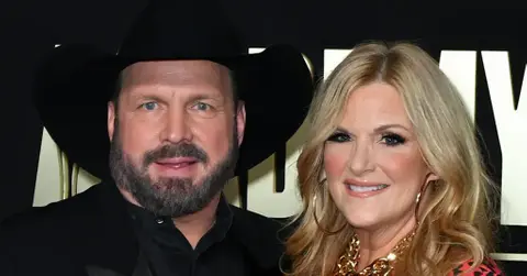 Photo of Garth Brooks and Trisha Yearwood