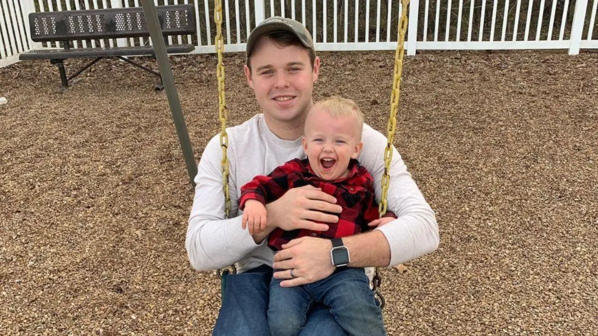 image of Kendra's parents said the situation had been 'traumatic' for their grandchildren.