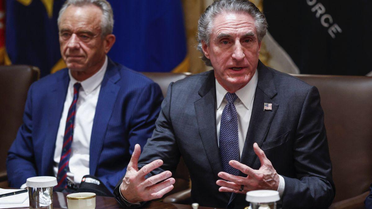 Photo of Robert F. Kennedy Jr, Robert Burgum