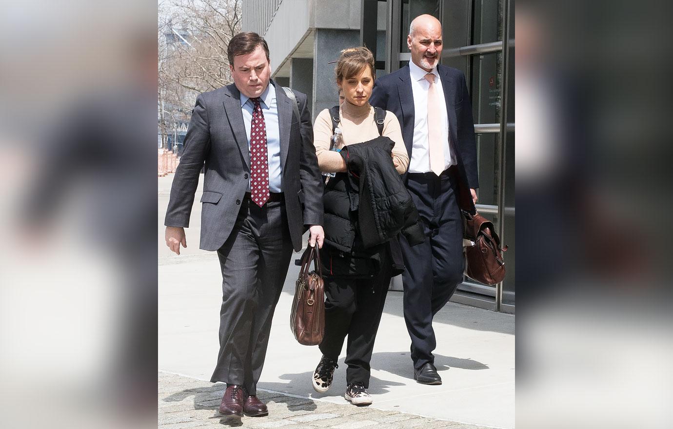 allison mack begins prison sentence early pleaded guilty nxivm sex cult r