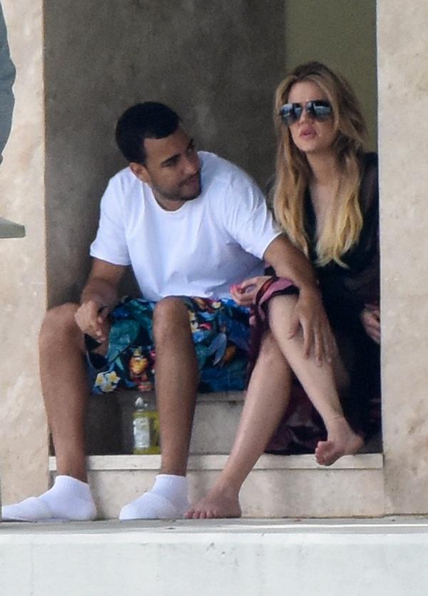 //khloe kardashian french montana dating miami vacation​