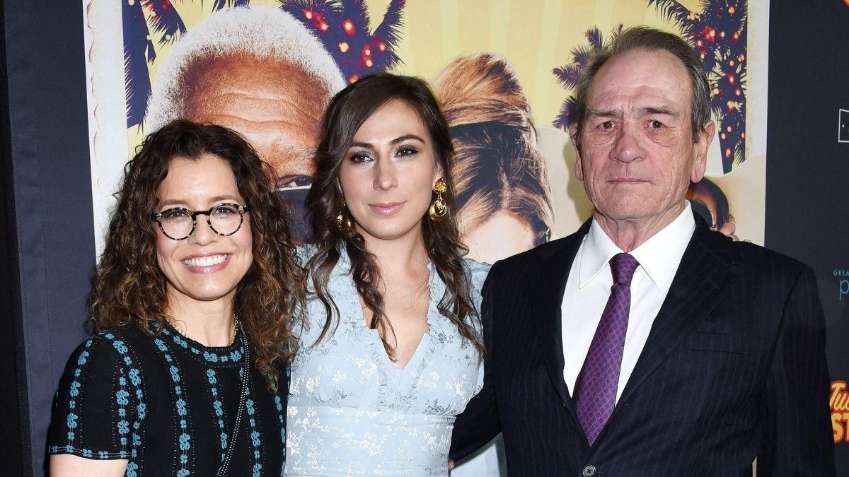 picture of Victoria Jones, Dawn Jones and Tommy Lee Jones