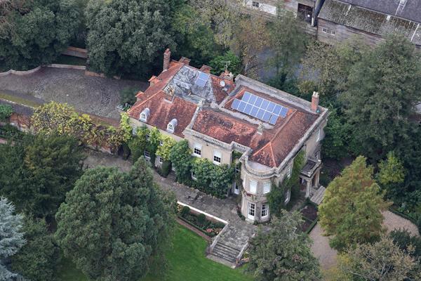 George Clooney Amal Clooney Mansion Construction Neighbors