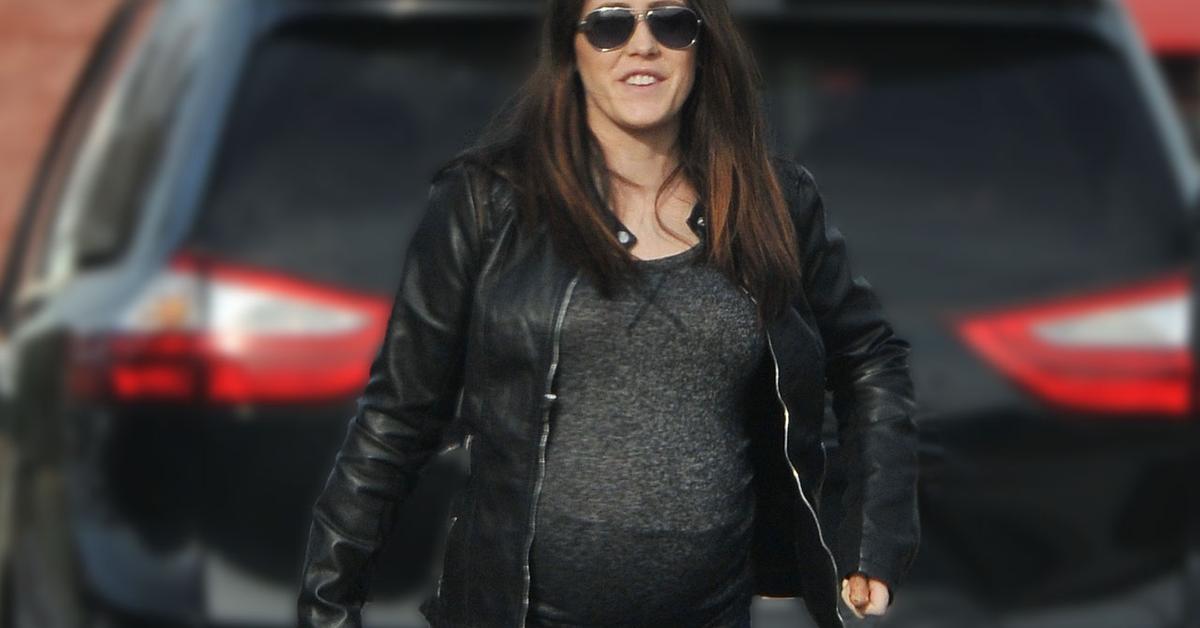 ‘Teen Mom 2’ Star Jenelle Evans Accused Of Smoking Weed While Pregnant(01)