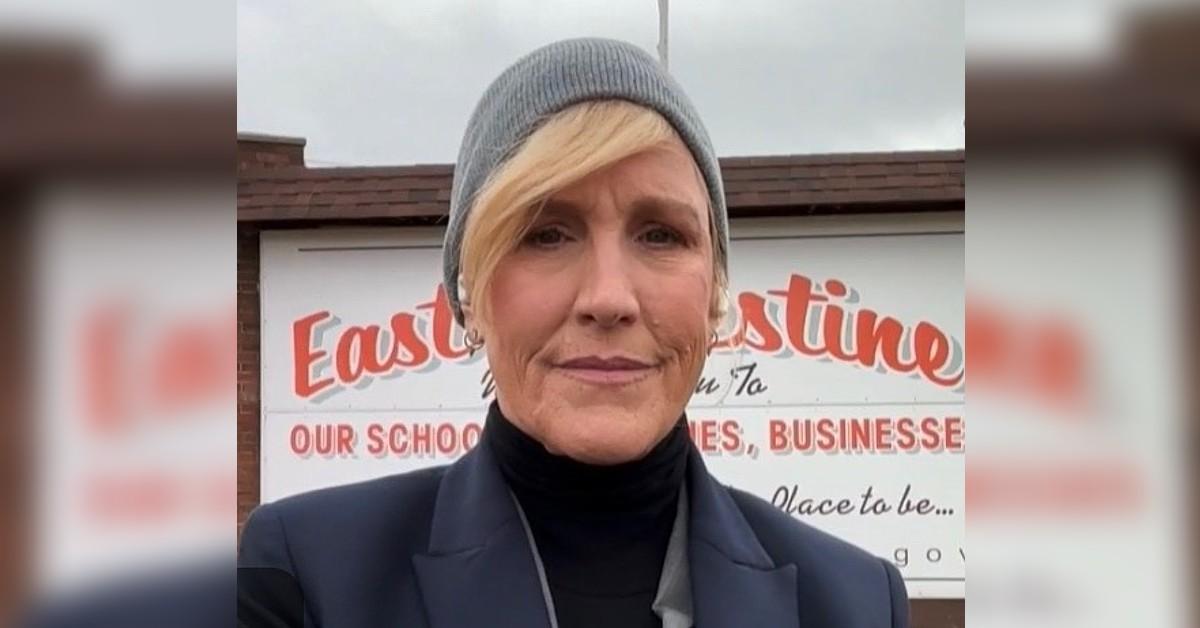 Erin Brockovich Speaks Out At Town Hall After Norfolk Train Exec Blows Off  Meeting