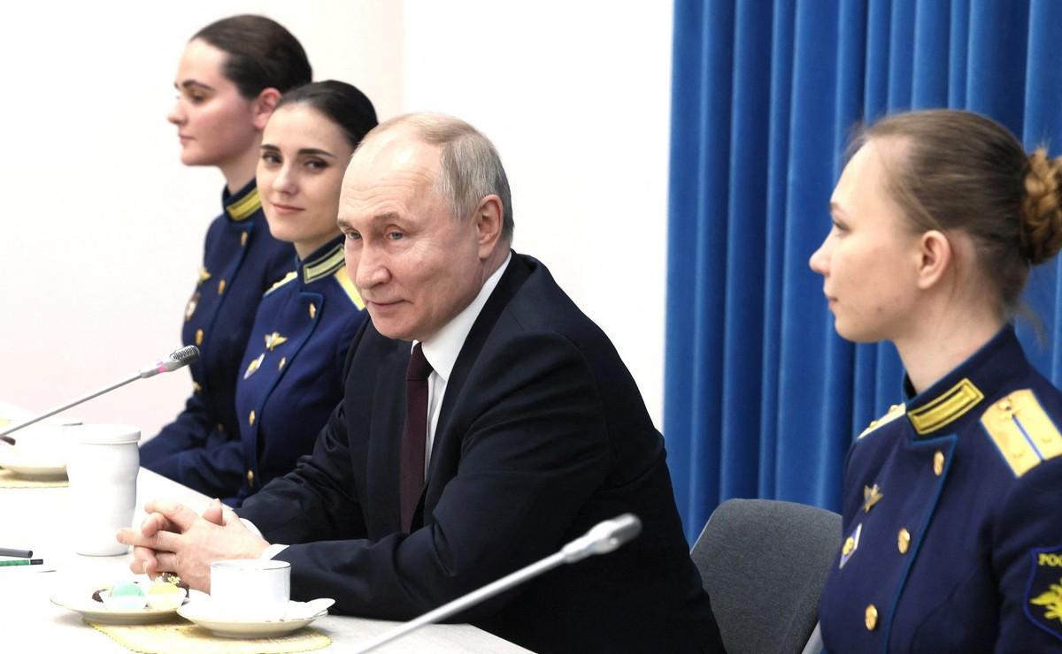 A leaked intelligence dossier claimed Vladimir Putin is spending most of his time in fortified bunkers across Russia.