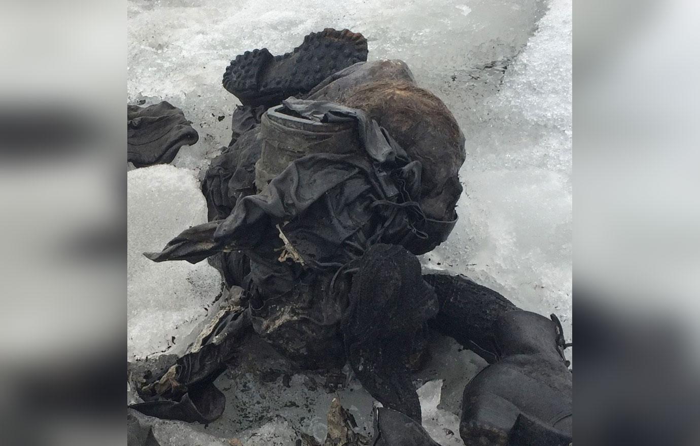 //Bodies couple found swiss glacier  year later