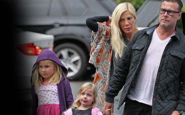 Tori Spelling Husband Dean McDermott Feuding Christmas Gifts