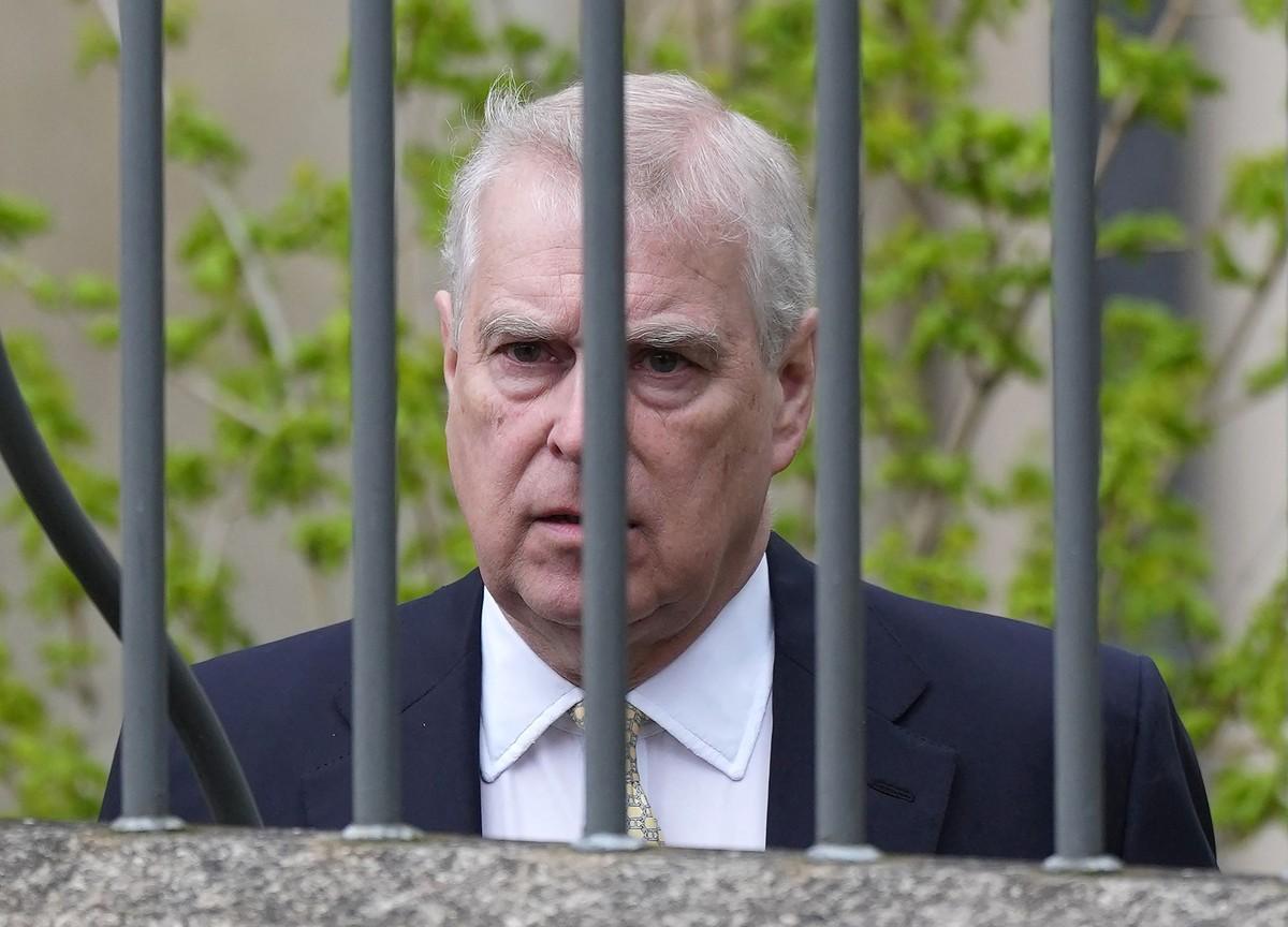 Police are reportedly probing Andrew Mountbatten-Windsor's dealings with Jeffrey Epstein as he stays at Sandringham.