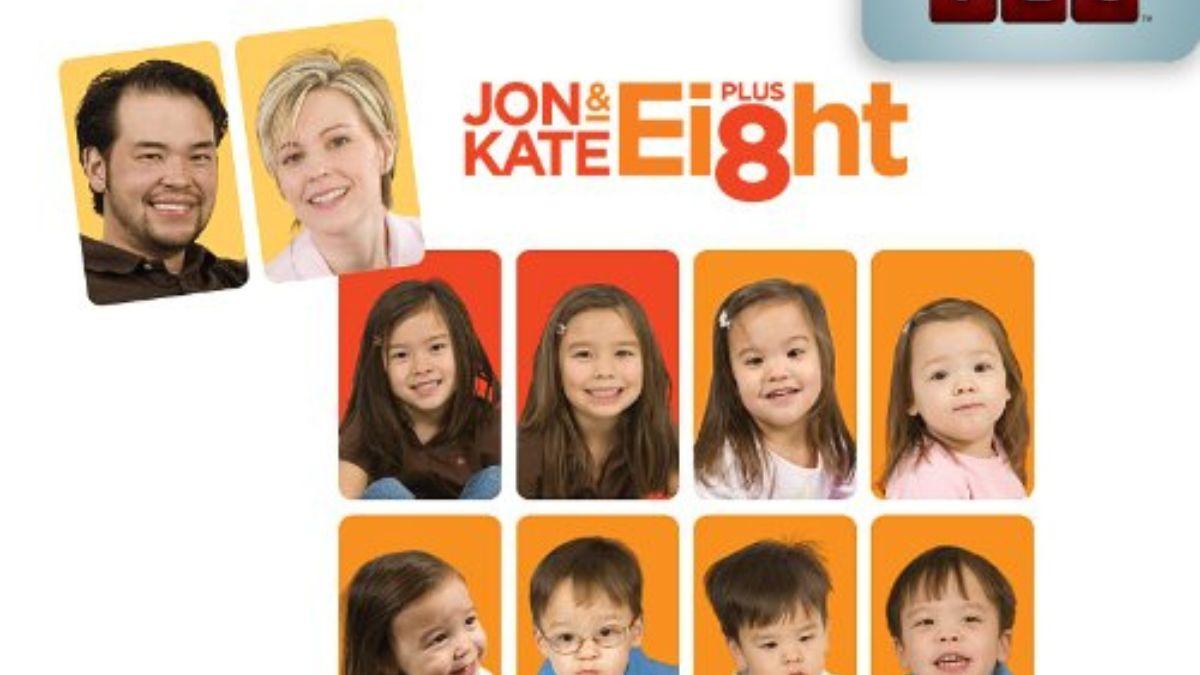 A promotional photo for "Jon & Kate Plus 8"