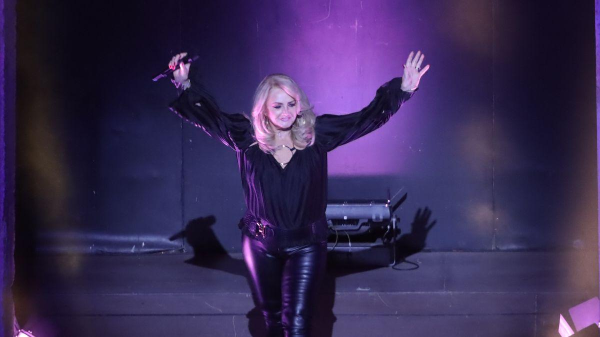 Photo of Bonnie Tyler