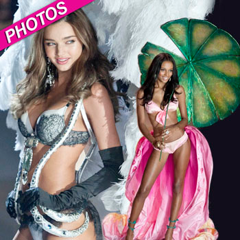 Rihanna In Vivienne-Westwood at Victoria's-Secret-Fashion-Show