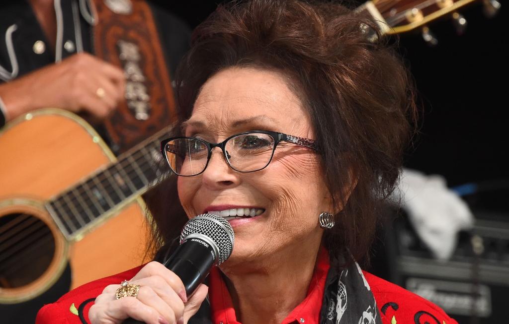 Loretta Lynn, 90, Planning Her Own Funeral