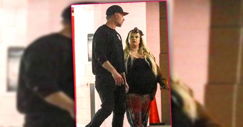 Jessica Simpson Ready To Pop Out Baby Number 3