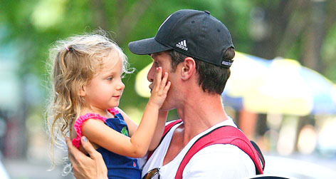 //bettheny frankel jason bryn hoppy square splash